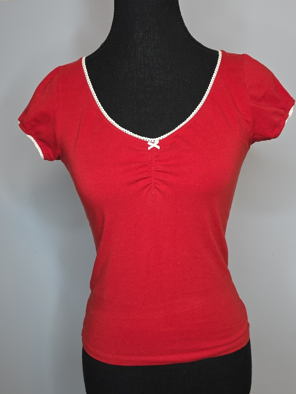 John Galt Red Scoop Neck Short Sleeve Tee with White Lace Trim